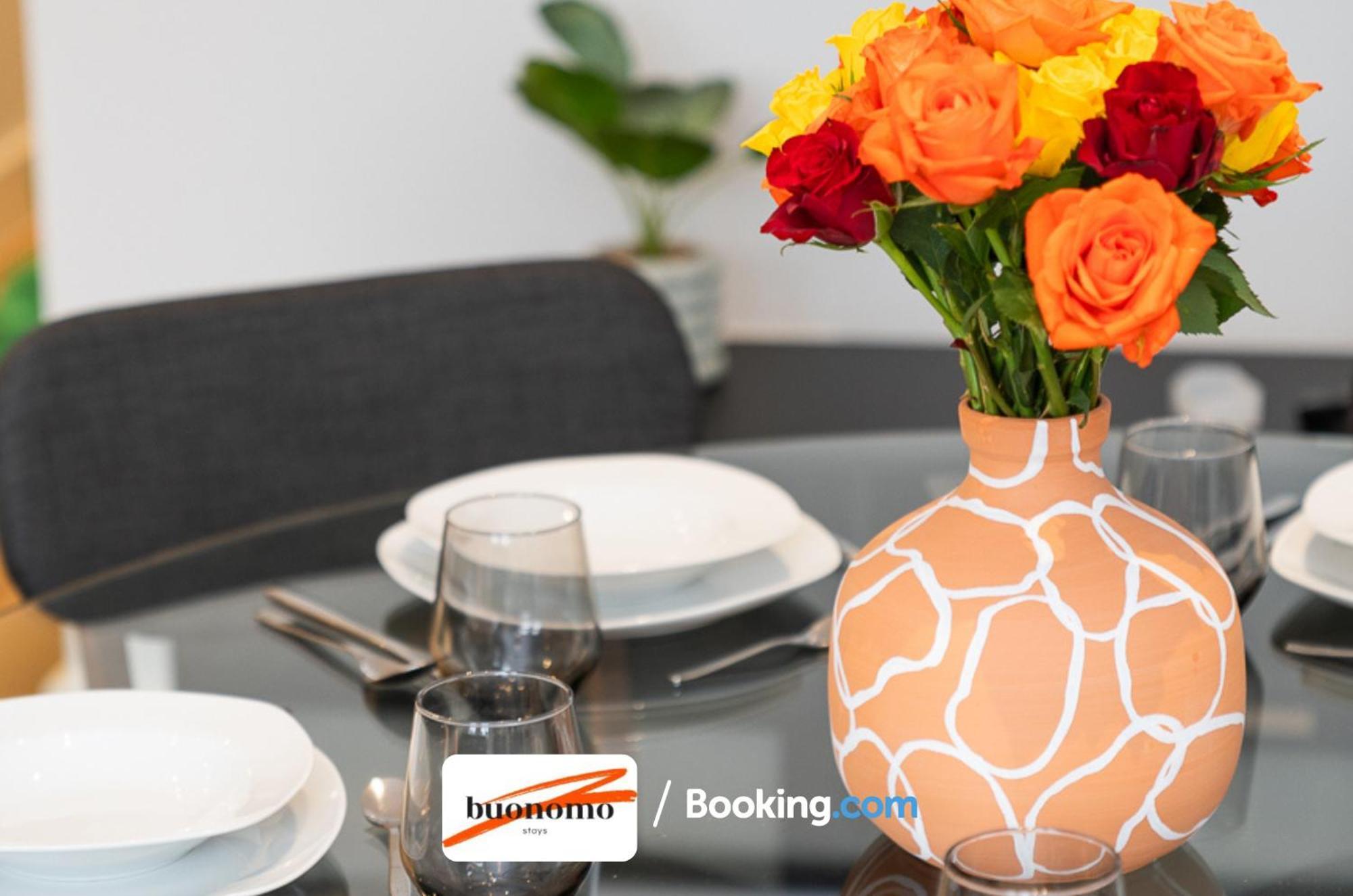 Two Bedroom Apartment At Buonomo Stays Short Lets & Serviced Accommodation Close To Wimbledon Tennis Courts Londyn Zewnętrze zdjęcie