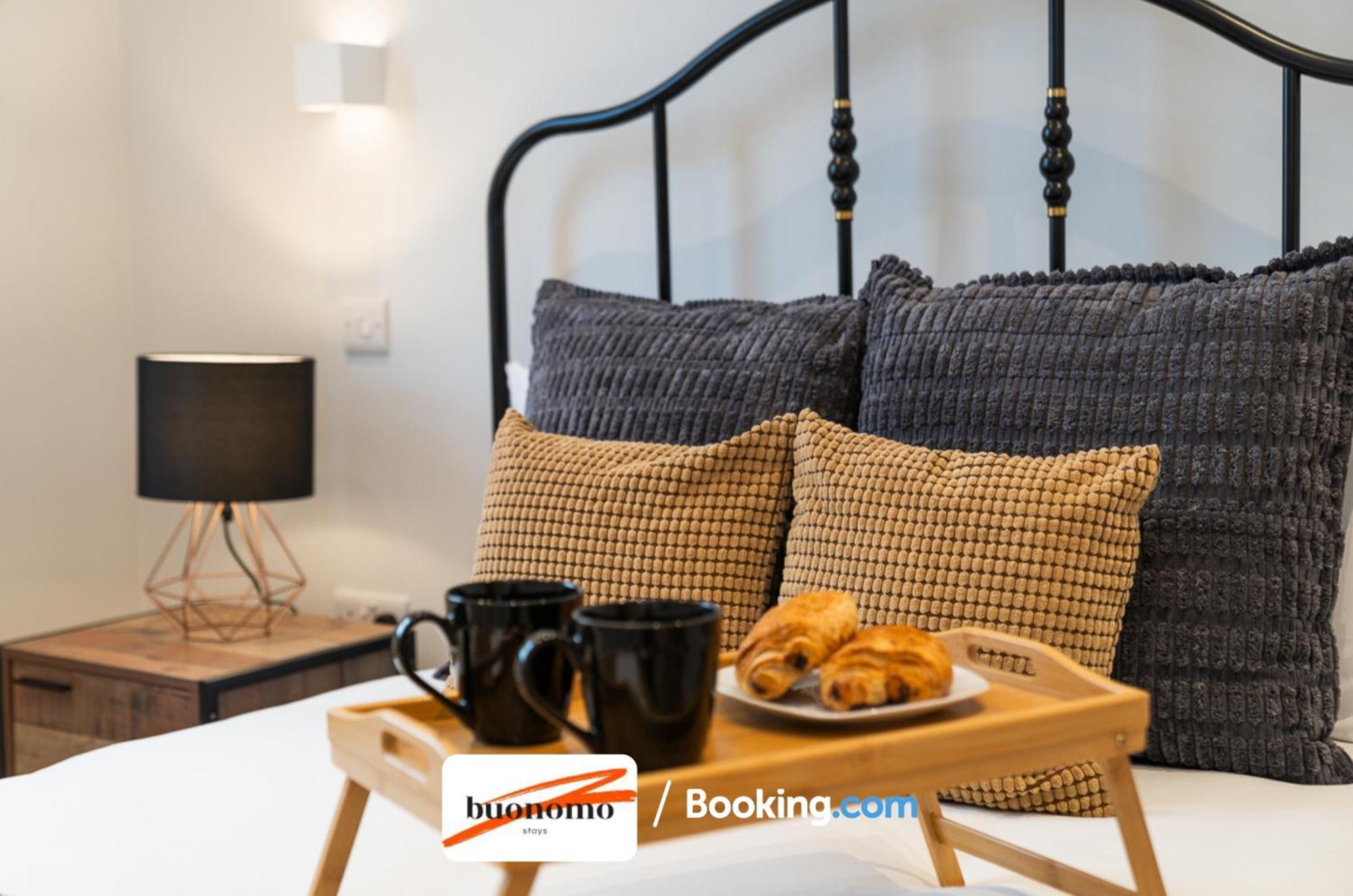 Two Bedroom Apartment At Buonomo Stays Short Lets & Serviced Accommodation Close To Wimbledon Tennis Courts Londyn Zewnętrze zdjęcie