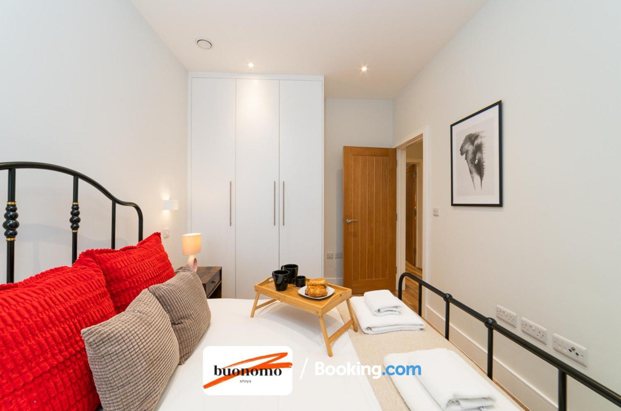 Two Bedroom Apartment At Buonomo Stays Short Lets & Serviced Accommodation Close To Wimbledon Tennis Courts Londyn Zewnętrze zdjęcie