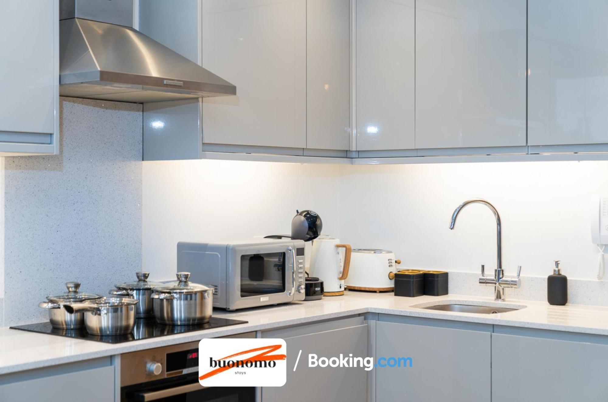 Two Bedroom Apartment At Buonomo Stays Short Lets & Serviced Accommodation Close To Wimbledon Tennis Courts Londyn Zewnętrze zdjęcie